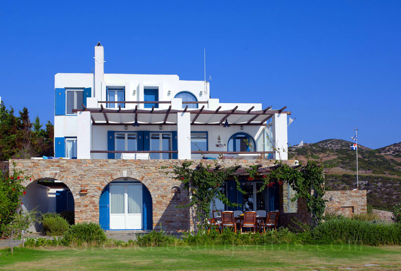 Large Seafront Villa in Antiparos