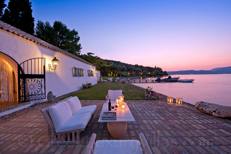 Absolute Seafront Villa in Corfu