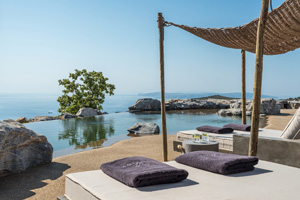 Moderne Luxusvilla mit Panorama Meerblick auf Kea