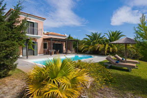 2 Modern Villas just 200 m from the beach in Kefalonia (4 Guests each)