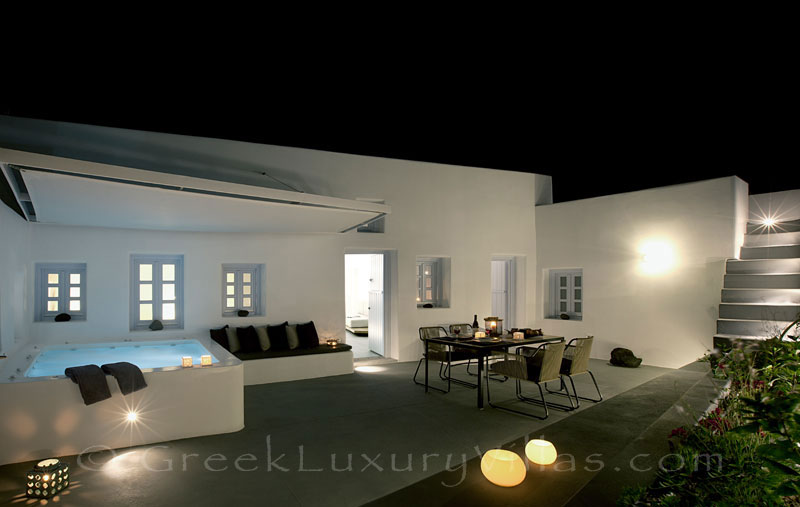 A contemporary luxury villa in Santorini with a private courtyard