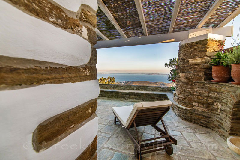 traditional villa in Tinos with sea view