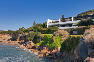 Beachfront Apartment in Athens