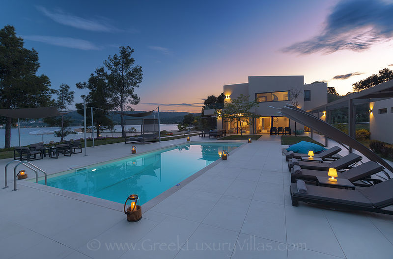 Sonnenuntergang moderne Strandvilla Privatinsel