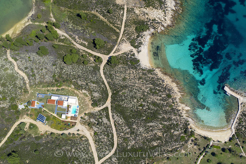 exklusive Villa mit absoluter Privatsphäre und Pool in Griechenland