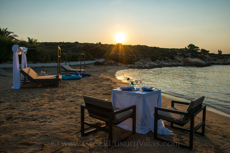 dine on your private beach