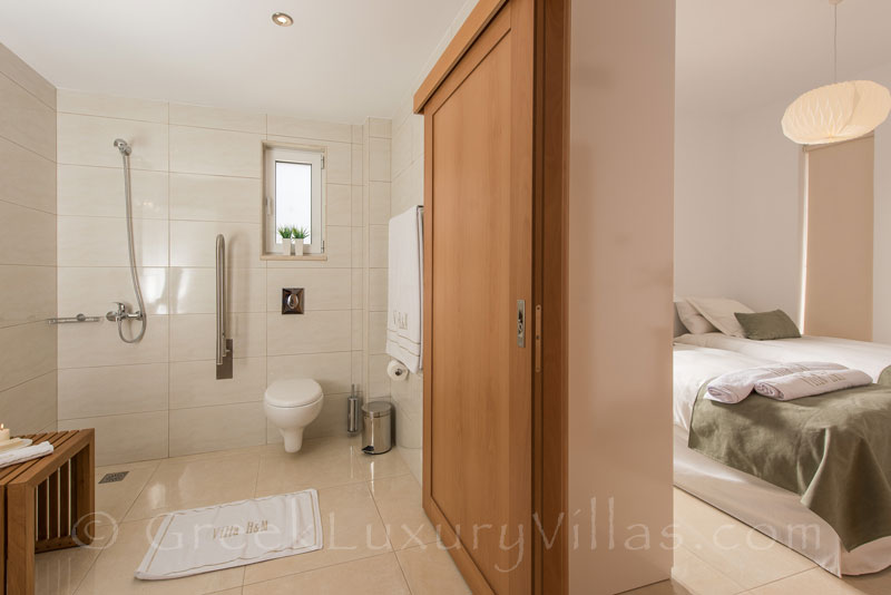bathroom luxurious villa with private tennis court and pool