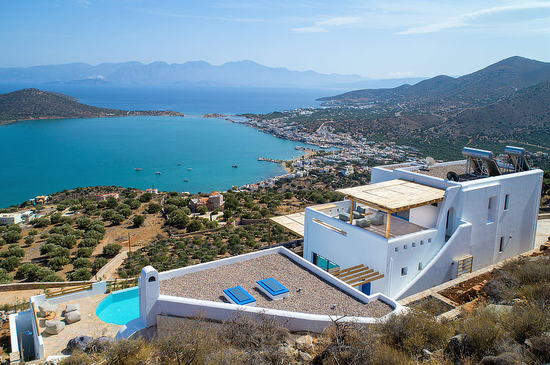 Luxury Villa with Infinity Pool overlooking Elounda Bay