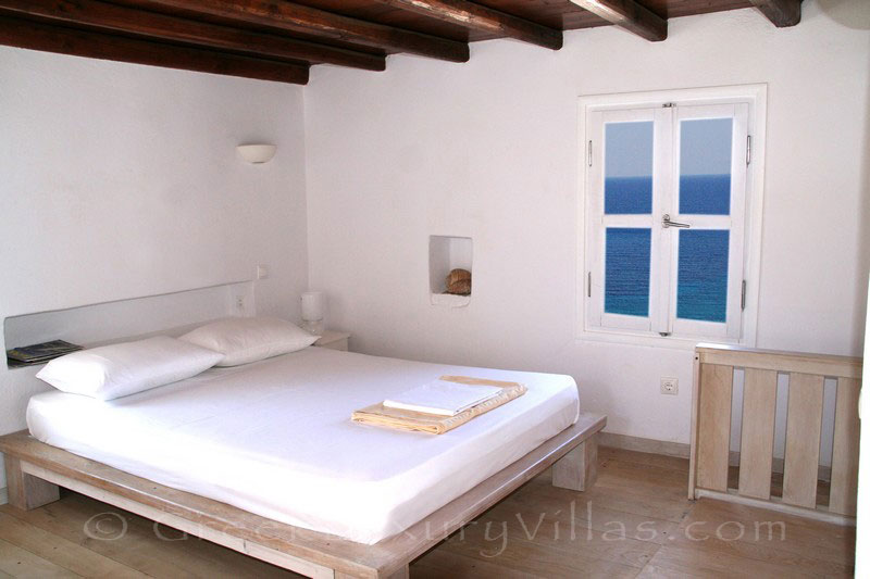Bedroom of villas by the sea on Folegandros
