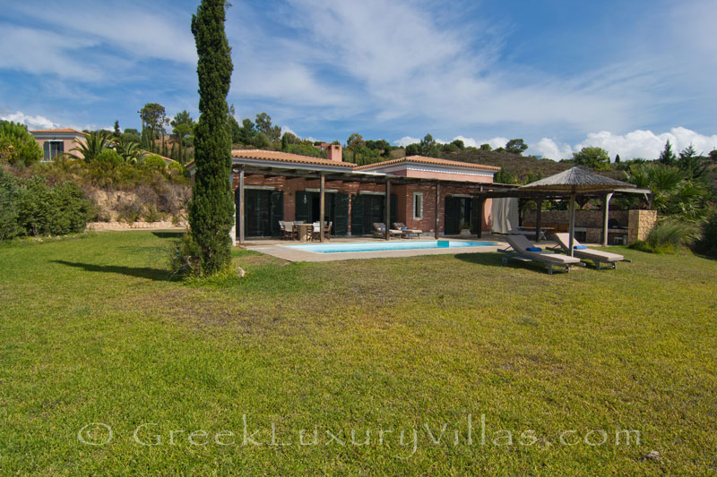 The modern, three-bedroom villa with a pool in Kefalonia