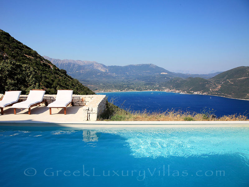 A luxury villa in Lefkas with a pool and amazing seaview of Vassiliki