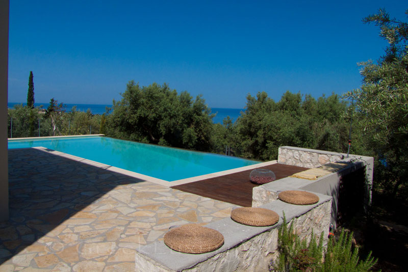 A villa with a pool in Lefkada with seaview