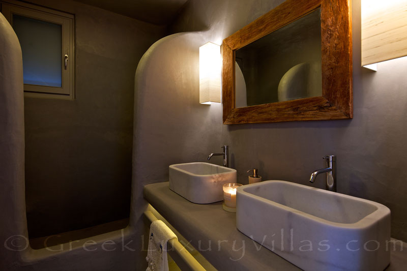 Mykonos Kalafatis-Beach luxury villa bathroom
