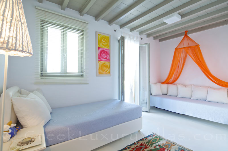 Mykonos Kalafatis-Beach luxury villa single beds room