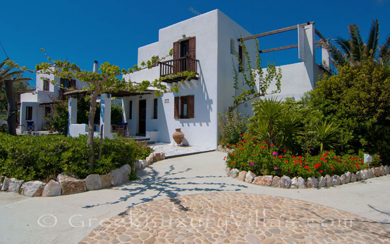Villa for two in walking distance to the beach in Skyros