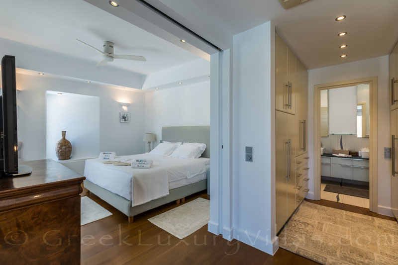 Master Suite direkt am Meer Luxusvilla Syros Griechenland