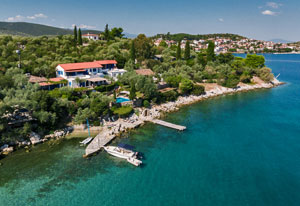 Exklusive Villa direkt am Strand inklusive Speedboot mit Kapitän, privater Koch und Concierge Service