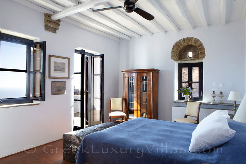 bedroom of traditional house for two on Tinos
