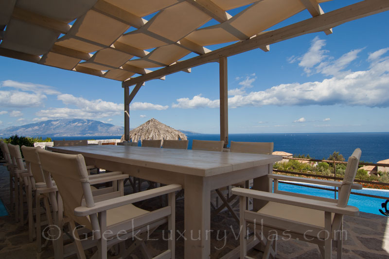 A four bedroom seafront villa with a pool in Zakynthos