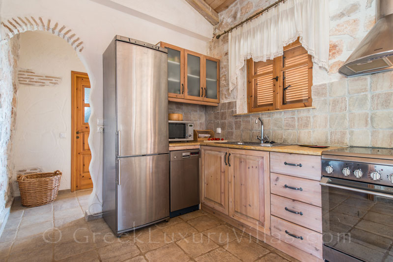 Kitchen of seafront villa with pool in Zakynthos